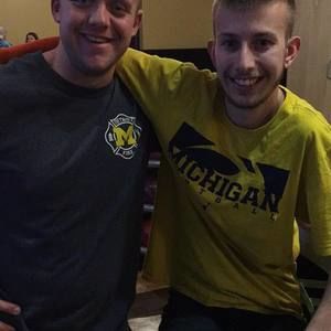 Meet your Posher, Cory